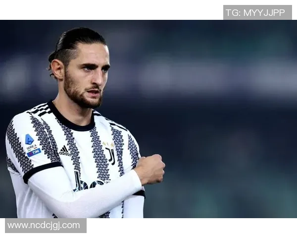 足球圈最水球星盘点那些名气大却实力平平的球员们